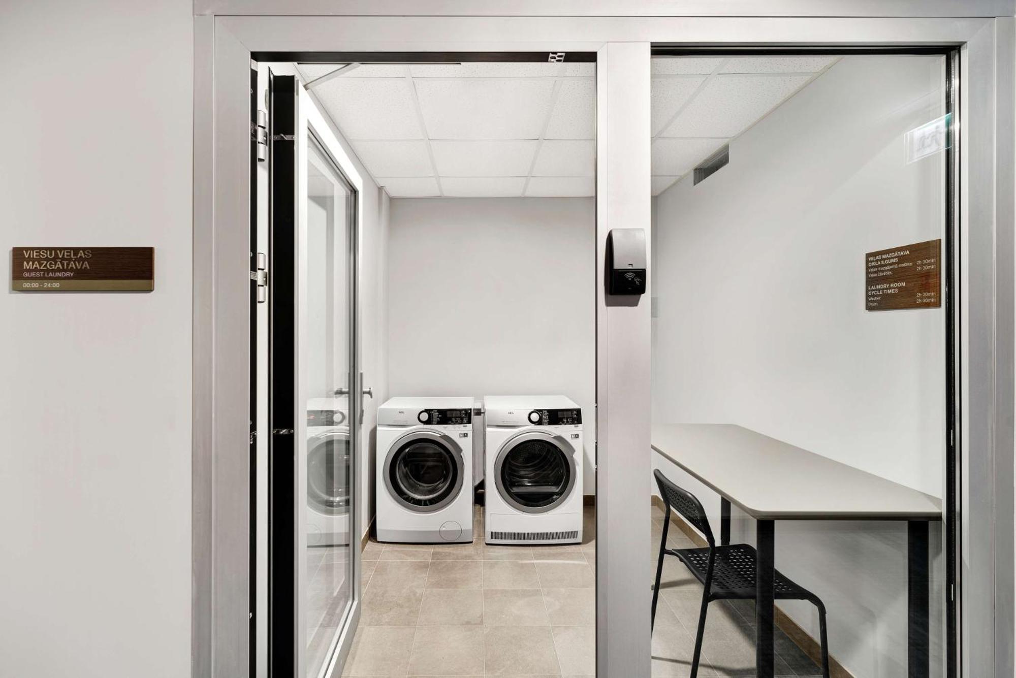 Hilton Garden Inn Riga Old Town Bagian luar foto