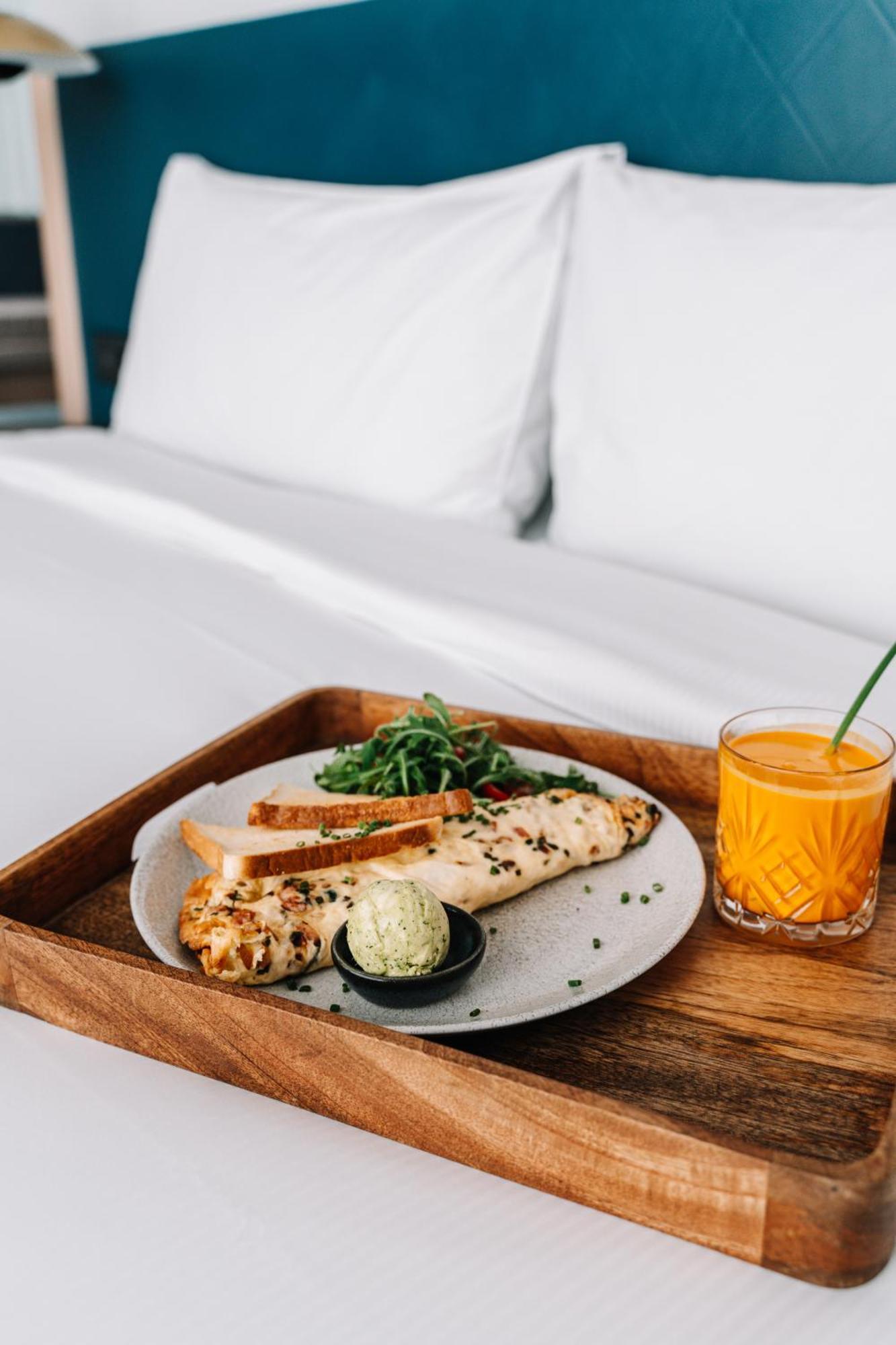 Hilton Garden Inn Riga Old Town Bagian luar foto
